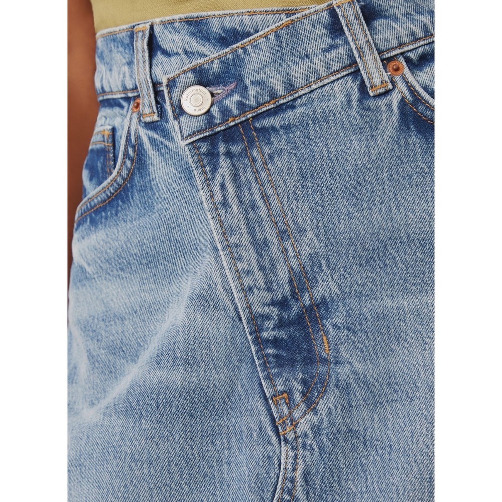 $168 Reformation Nila Long Denim Jean Skirt Blue Crossover Waist Midi Slit 26 4 - Picture 3 of 15